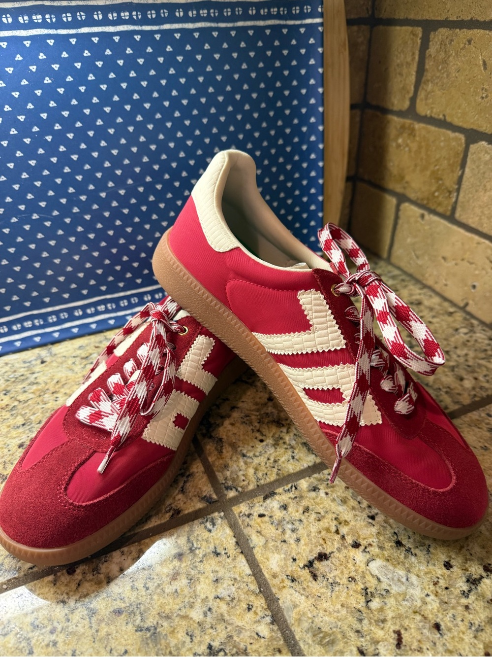 Women’s Red Sneakers with Cream Accents — Casual Athletic Style - Picture 2 of 7